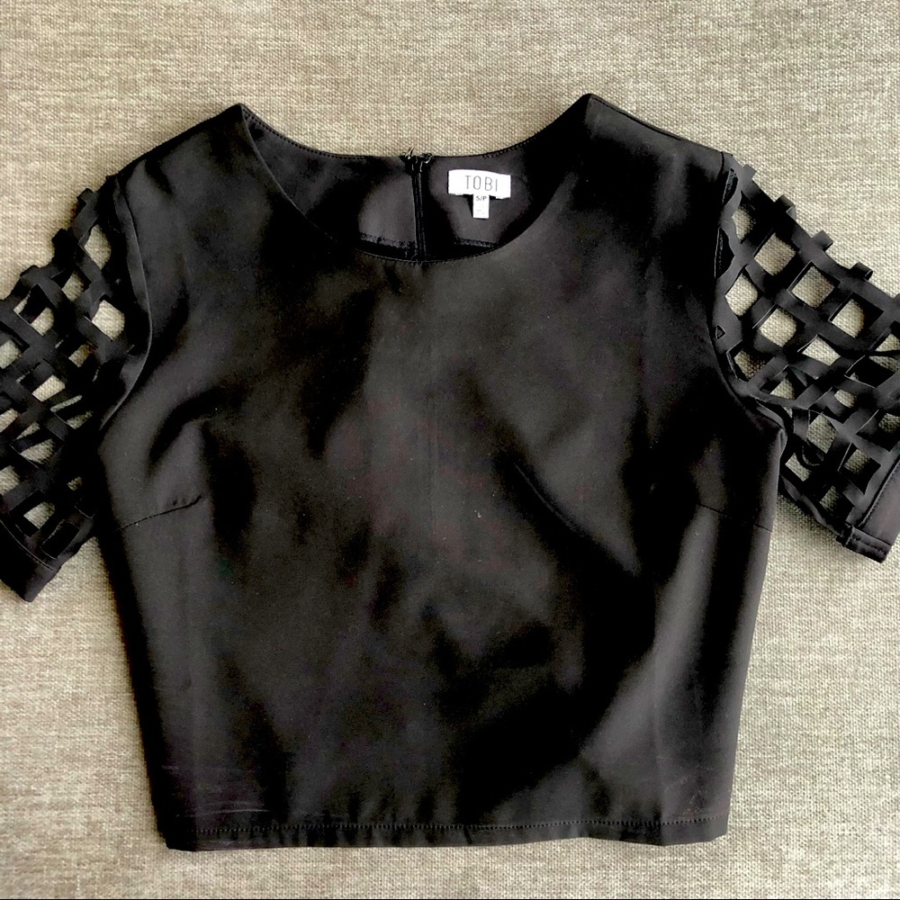 Tobi crop